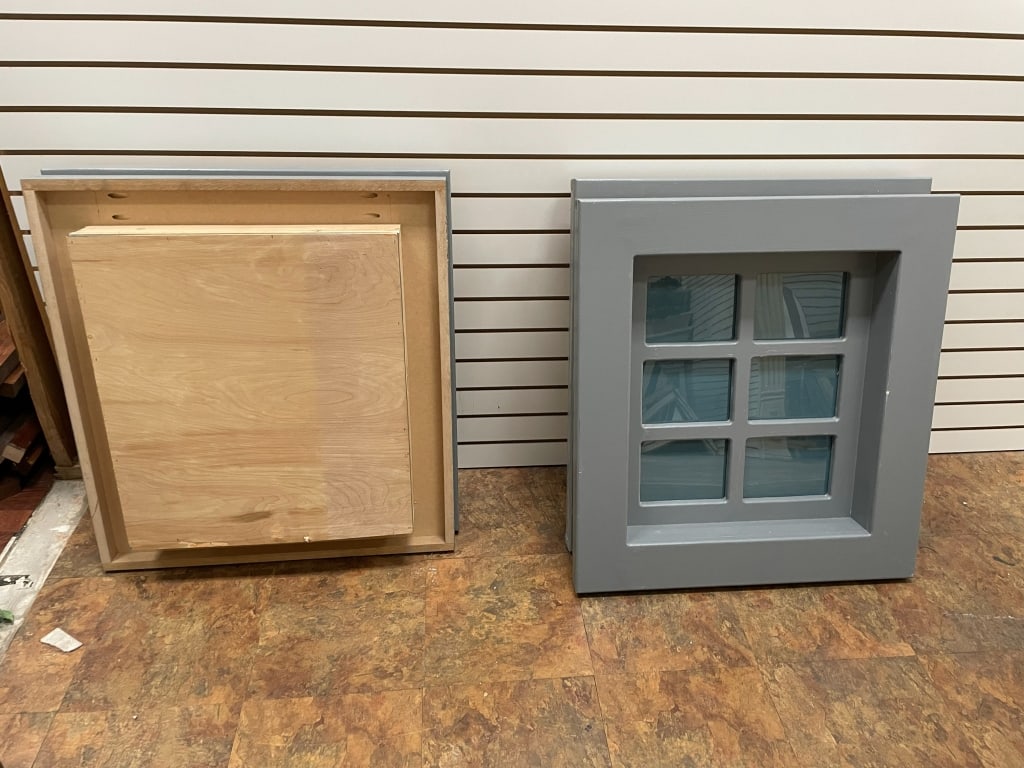 4 FACADE WINDOWS LOT: Located in Delray- By Appointment Pickup May 16th 12-5- NOT at DeJaVu Showroom!! ** THIS LOT IS OFFSITE PICK UP - THESE ITEMS WILL BE FOR PICK UP IN DELRAY BEACH, FLORIDA ONLY ON DESIGNATED DAYS, PLEA