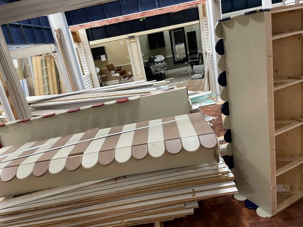 LOT OF FACADE AWNINGS AS IS: Located in Delray- By Appointment Pickup May 16th 12-5- NOT at DeJaVu Showroom!! ** THIS LOT IS OFFSITE PICK UP - THESE ITEMS WILL BE FOR PICK UP IN DELRAY BEACH, FLORIDA ONLY ON DESIGNATED DAYS, PLEA