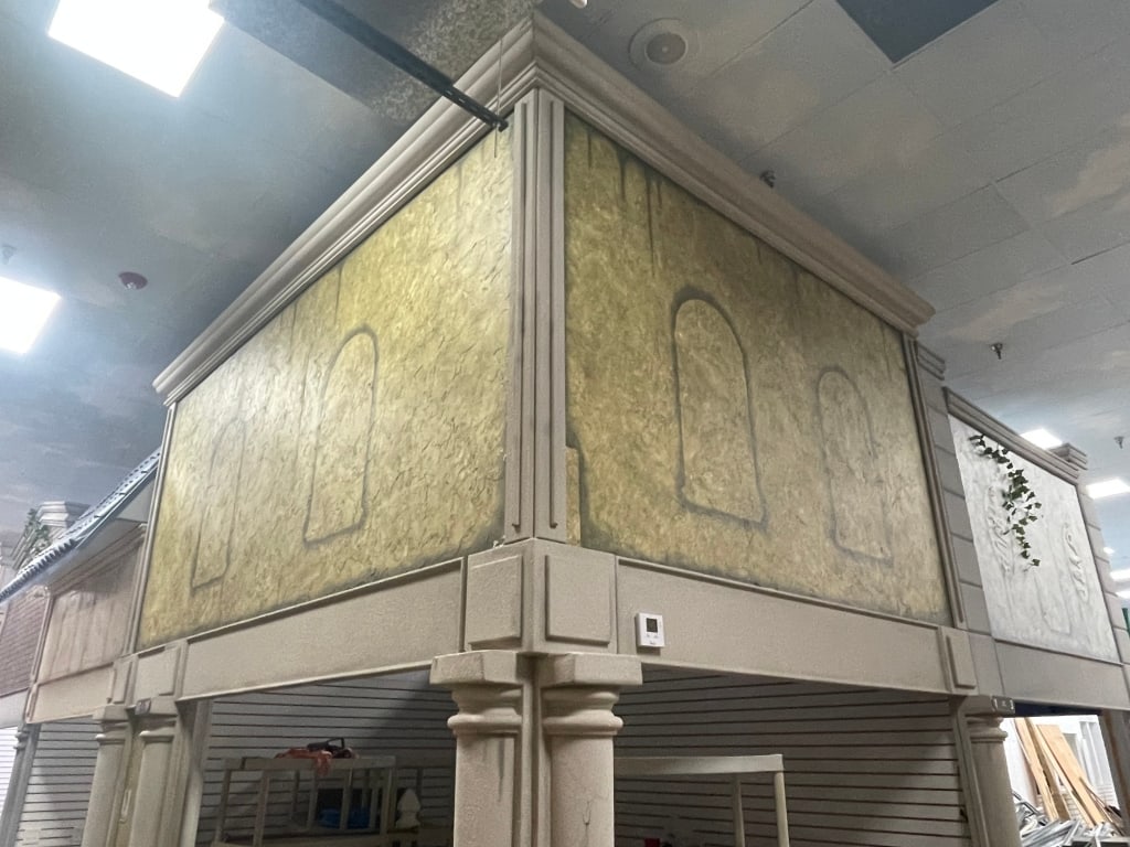 CORNER FACADE W/ CORNER COLUMN - 2