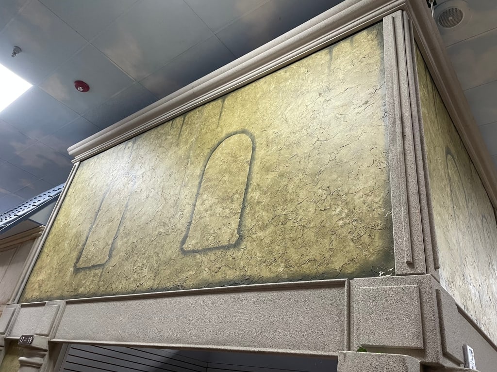 CORNER FACADE W/ CORNER COLUMN - 5