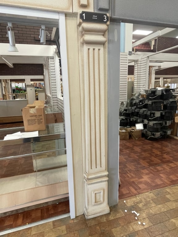42ND AVE 1 3 COLUMN SINGLE: Located in Delray- By Appointment Pickup May 16th 12-5- NOT at DeJaVu Showroom!! ** THIS LOT IS OFFSITE PICK UP - THESE ITEMS WILL BE FOR PICK UP IN DELRAY BEACH, FLORIDA ONLY ON DESIGNATED DAYS, PLEA