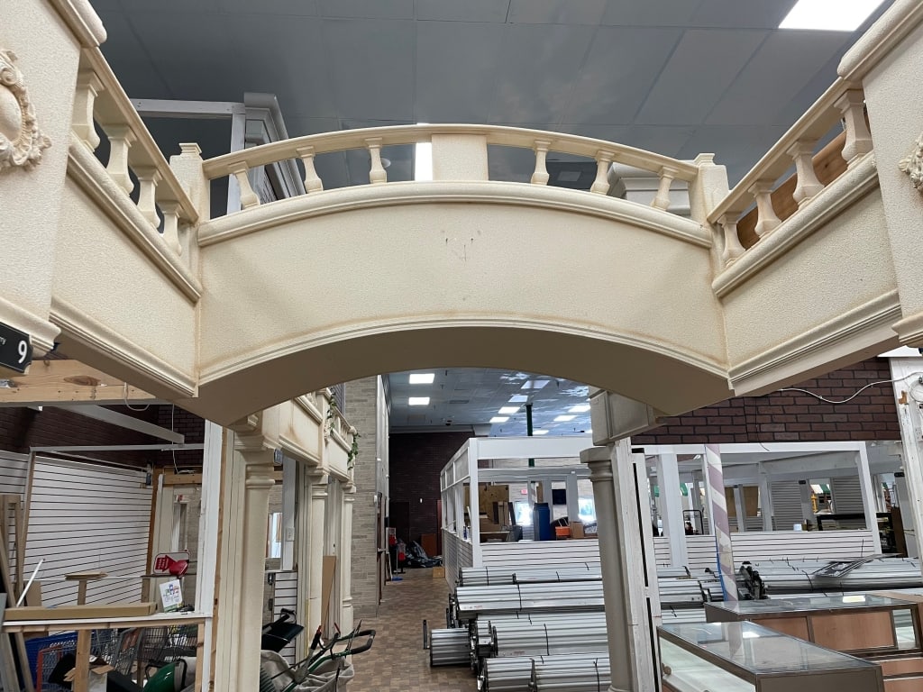 THE ENTIRE MULBERRY STREET FACADES AND BRIDGES: FACADES are sold as shown in pictures, for visualization the ceiling is 19 feet tall and the columns are 7 foot. If the facade is parallel to column the measure will be approx from the column up. If t