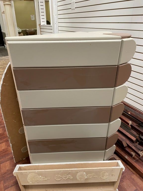 SMALL AWNING FOR FACADE REPLACEMENT: Located in Delray- By Appointment Pickup May 16th 12-5- NOT at DeJaVu Showroom!! ** THIS LOT IS OFFSITE PICK UP - THESE ITEMS WILL BE FOR PICK UP IN DELRAY BEACH, FLORIDA ONLY ON DESIGNATED DAYS,