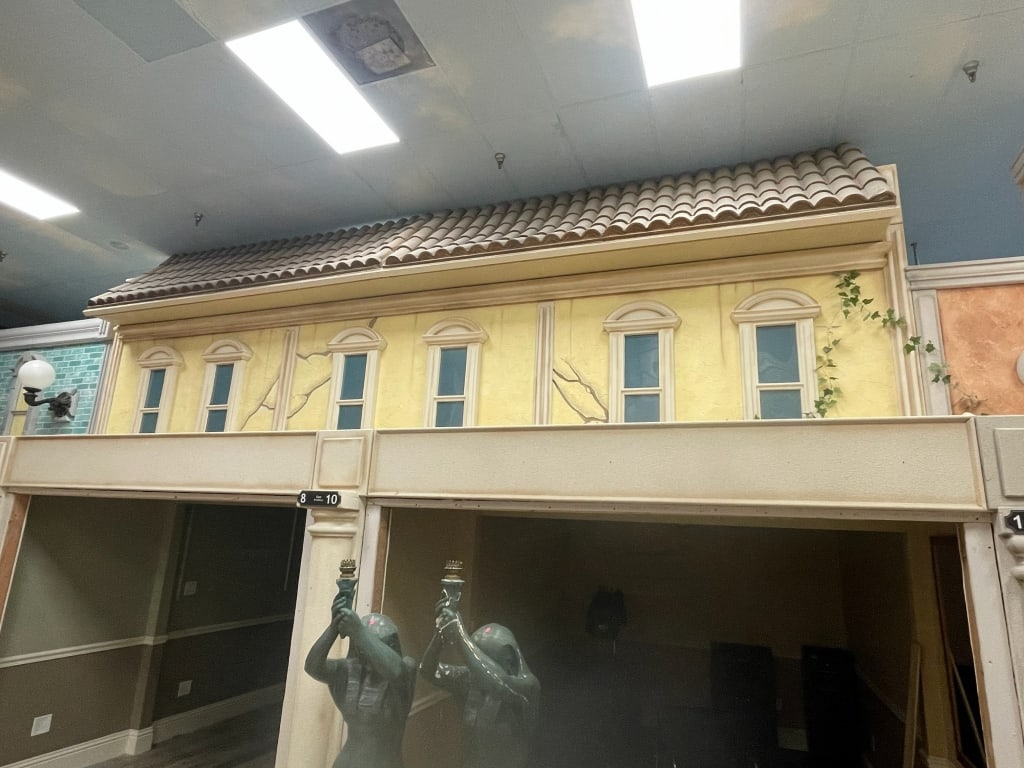 YELLOW W/BRICK AWNING HOME WINDOWS BUILDING FACADE: FACADES are sold as shown in pictures, for visualization the ceiling is 19 feet tall and the columns are 7 foot. If the facade is parallel to column the measure will be approx from the column up. If