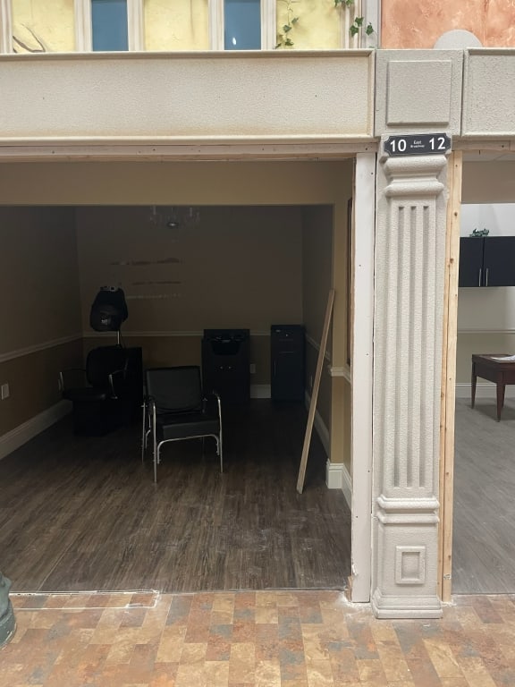 3 INDOOR FAUX STONE COLUMNS 10-12 8-10 6-8 E BROAD: Located in Delray- By Appointment Pickup May 16th 12-5- NOT at DeJaVu Showroom!! ** THIS LOT IS OFFSITE PICK UP - THESE ITEMS WILL BE FOR PICK UP IN DELRAY BEACH, FLORIDA ONLY ON DESIGNATED DAYS,