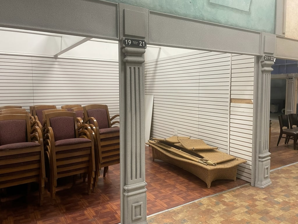 LOT OF 3 FAUX COLUMNS 19-21 21-23 17-19 MADISON: Located in Delray- By Appointment Pickup May 16th 12-5- NOT at DeJaVu Showroom!! ** THIS LOT IS OFFSITE PICK UP - THESE ITEMS WILL BE FOR PICK UP IN DELRAY BEACH, FLORIDA ONLY ON DESIGNATED DAYS, PLEA