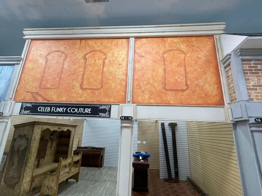 FAUX STONE INDOOR CITY BUILDING FACADE TERRA COTTA (1 of 5)