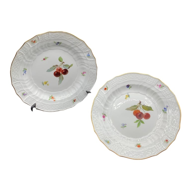 MEISSEN PORCELAIN FRUIT PLATES 9" (1 of 6)