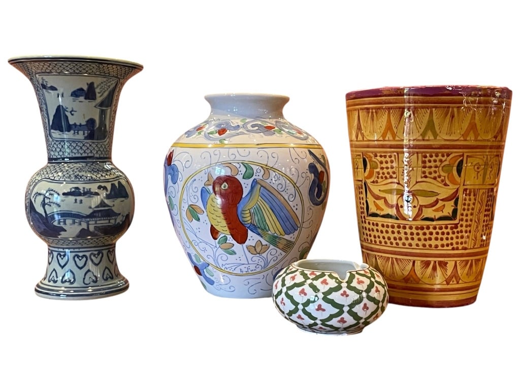 4 DECORATIVE CERAMIC VASES LOT 10" (1 of 17)