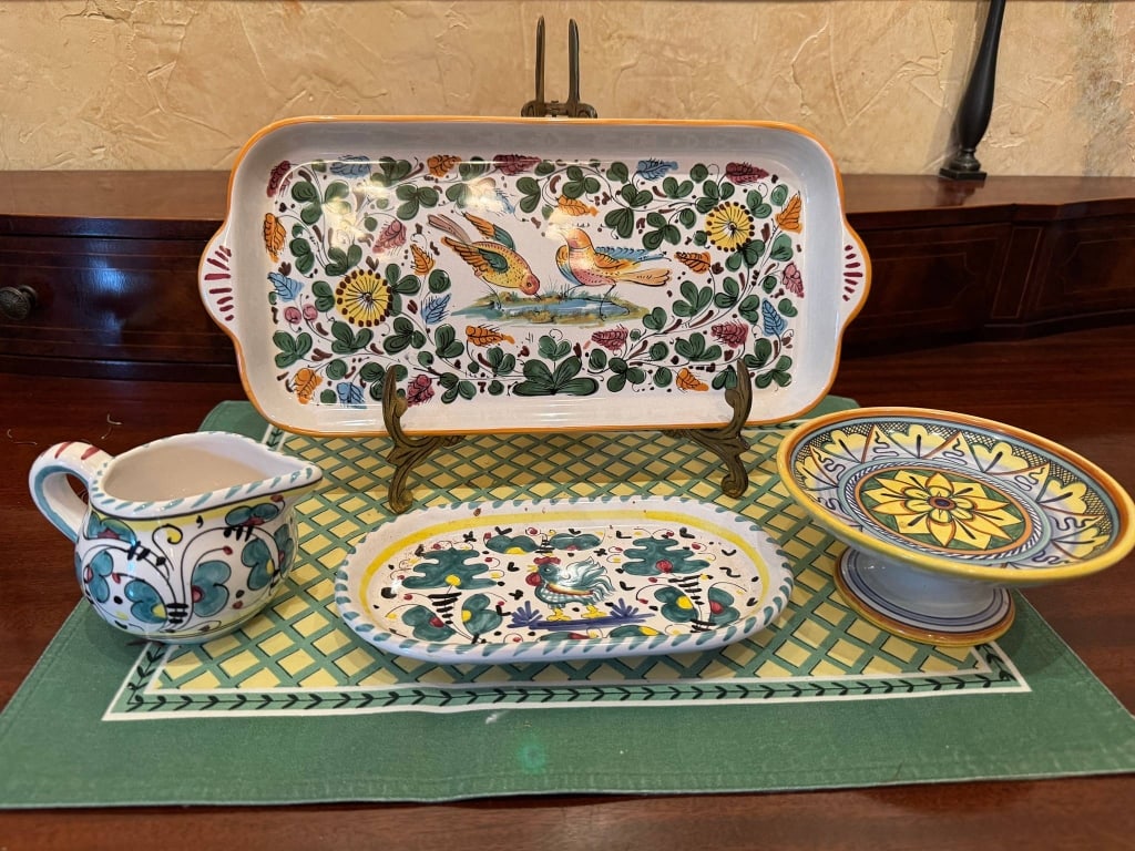 DERUTA ITALIAN HANDPAINTED CERAMIC SET (1 of 4)