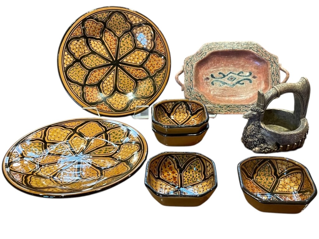 MOROCCAN STYLE CERAMIC DECORATIVE SERVINGWARE LOT (1 of 7)