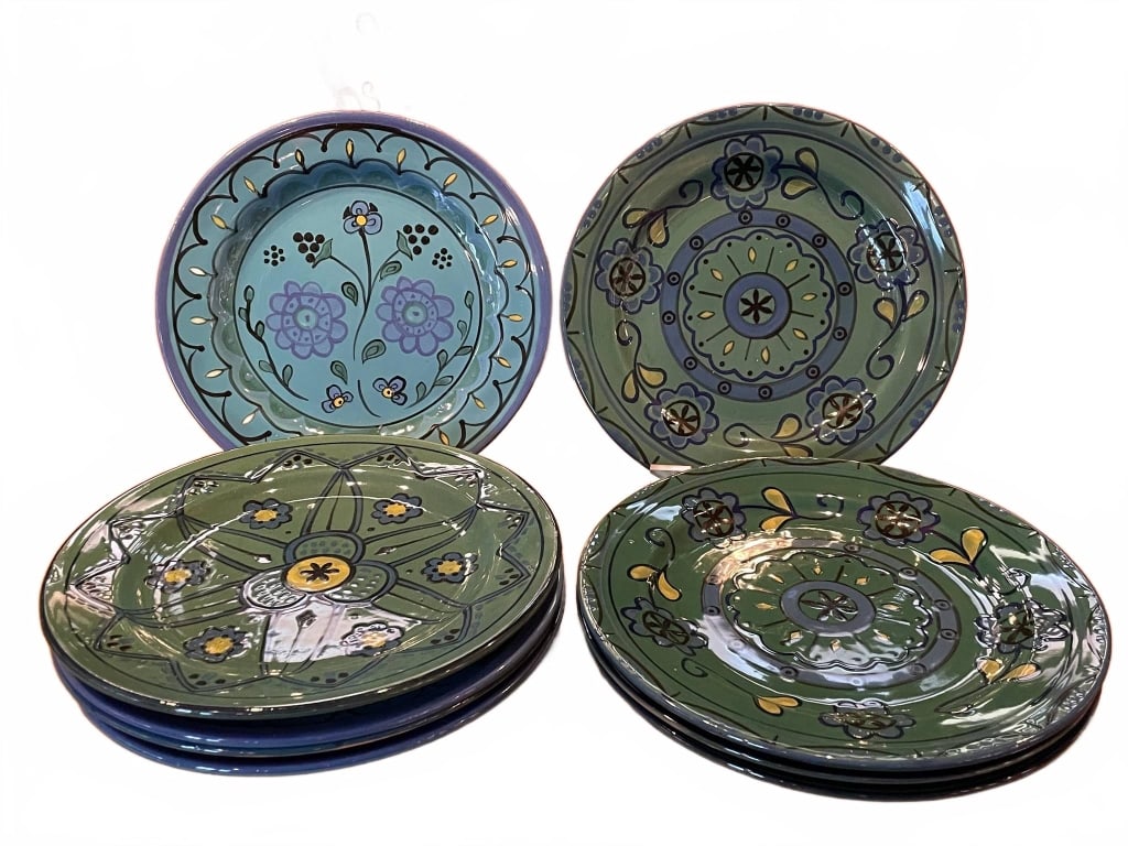 8 HANDPAINTED VIETRI ITALY STYLE PLATES 11" (1 of 4)
