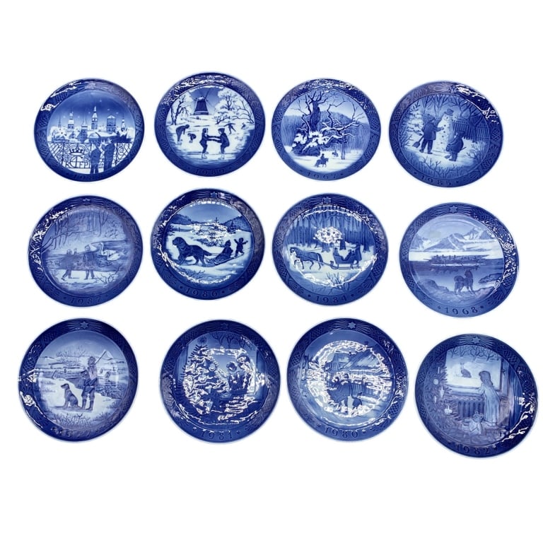 ROYAL COPENHAGEN CHRISTMAS PLATE SET 1980-1999 (1 of 5)