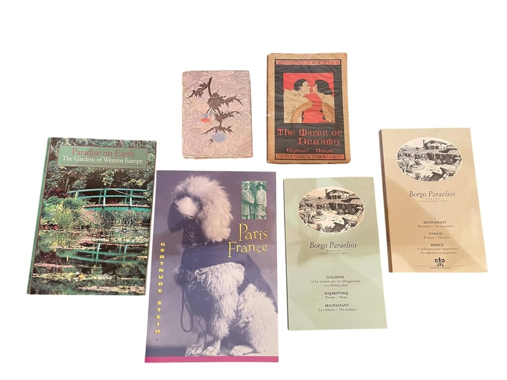 6 VINTAGE TRAVEL BOOKLETS (1 of 4)