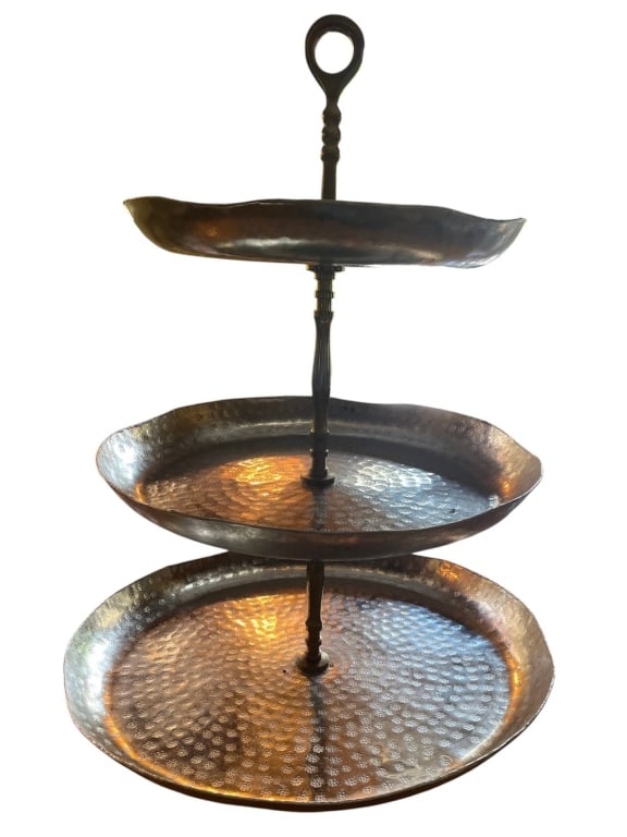 VINTAGE THREE-TIERED HAMMERED METAL TRAY 18" (1 of 6)