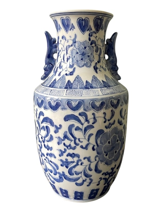 BLUE AND WHITE CERAMIC VASE CHINA 14" (1 of 4)