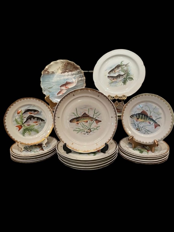 FRENCH HANDPAINTED PORCELAIN LIMOGES & FAIENCE STY: French hand painted porcelain plates, each featuring detailed fish motifs. Marked Limoges France and Hand Painted Made in France on reverse. Includes variety of sizes with some gold trim. Excellent di