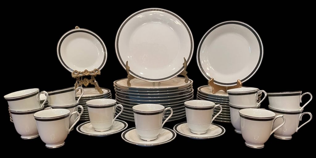 NORITAKE HORIZON BANDED PORCELAIN CHINA DINNERWARE (1 of 6)