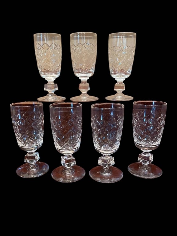 6 CUT CRYSTAL STEMMED GLASSES 5" (1 of 4)