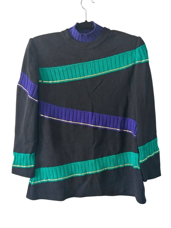 VINTAGE ST JOHN COLLECTION KNIT SWEATER SIZE PETIT (1 of 3)