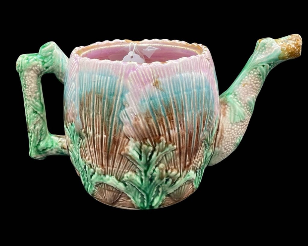 VINTAGE MAJOLICA POTTERY LOT 9" (1 of 7)