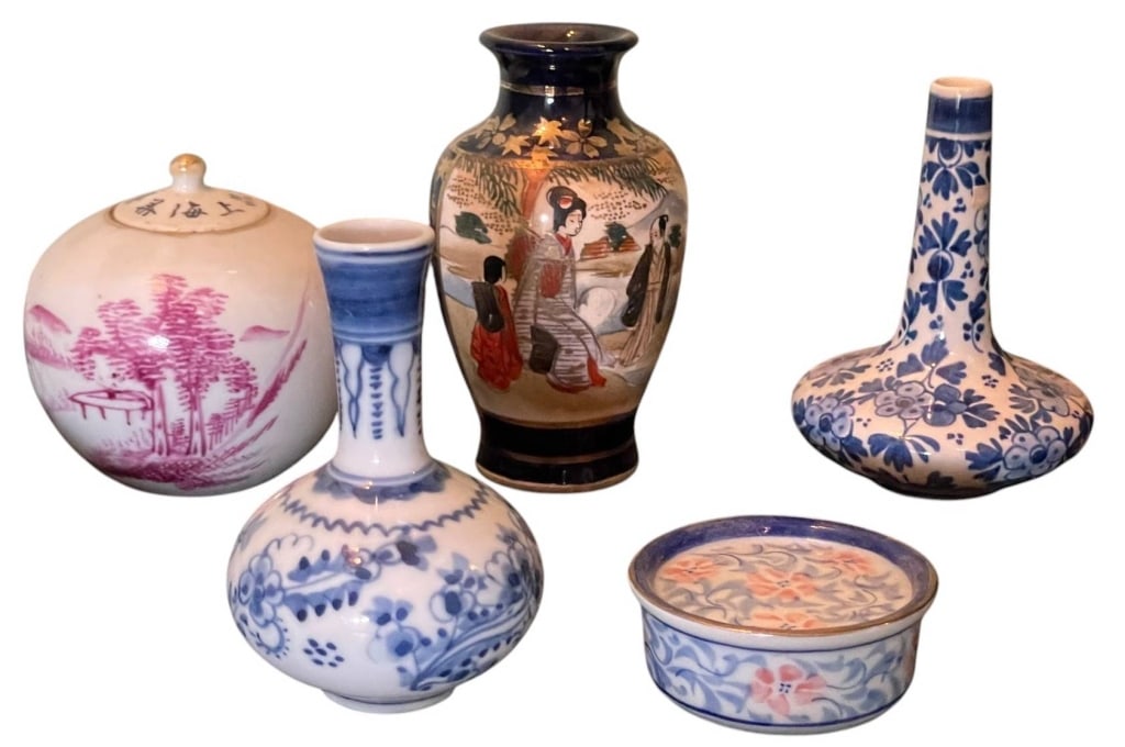 LOT OF 5 ASIAN DECORATIVE PORCELAIN MINIATURES: Charming assorted collection of five decorative ceramic pieces featuring Asian-inspired and Delft-style blue and white designs. This eclectic grouping includes a hand-painted figural scene vase, two b