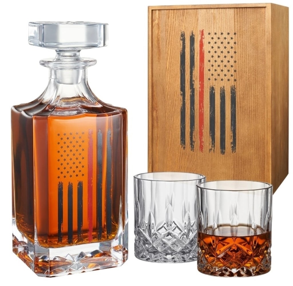 NEW IN BOX! FIREFIGHTER WHISKEY DECANTER SET (1 of 4)
