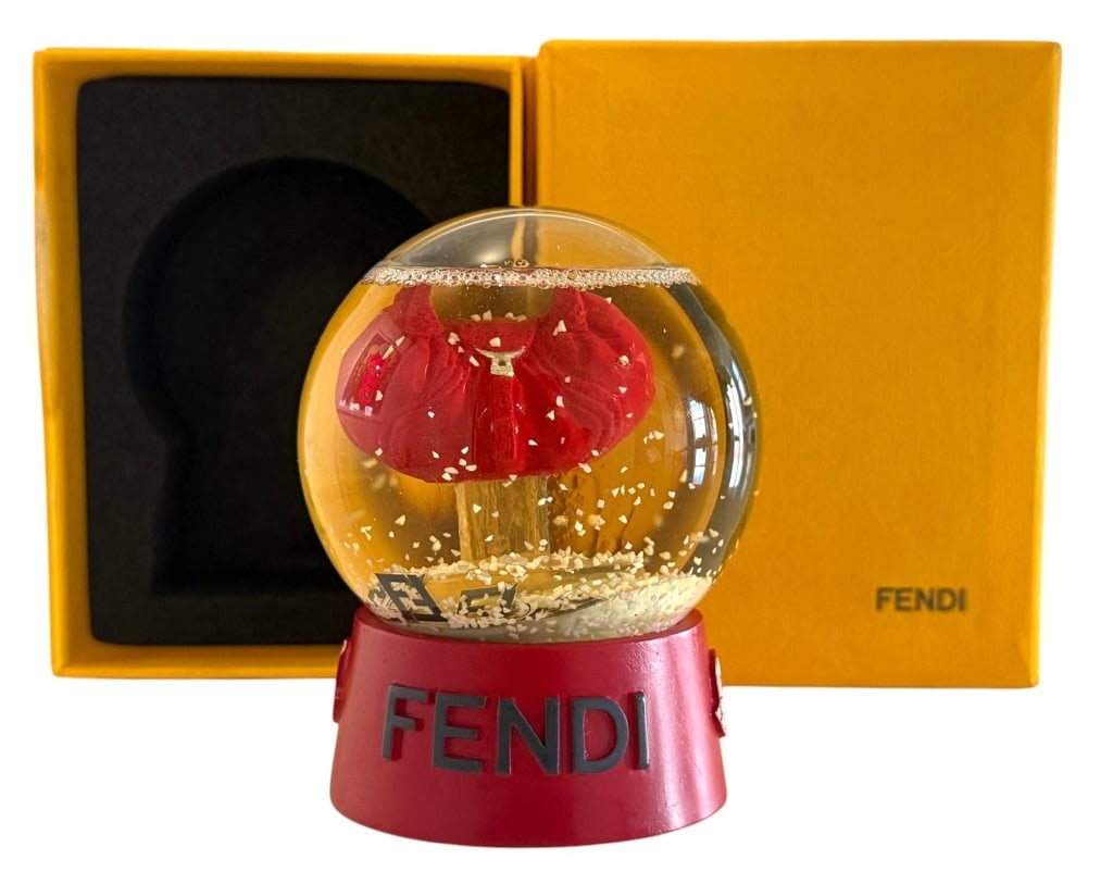 FENDI x MONCLER SNOW GLOBE WITH ORIGINAL BOX (1 of 6)