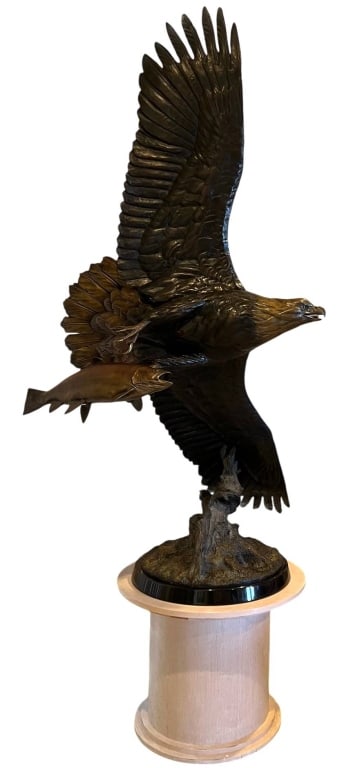 FRED HOPPE "FREEDOM EAGLE" LARGE BRONZE SCULPTURE (1 of 1)