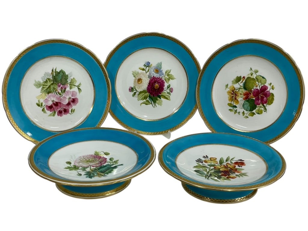 HAND-PAINTED FLORAL PORCELAIN PLATES, COMPOTES 9" (1 of 12)