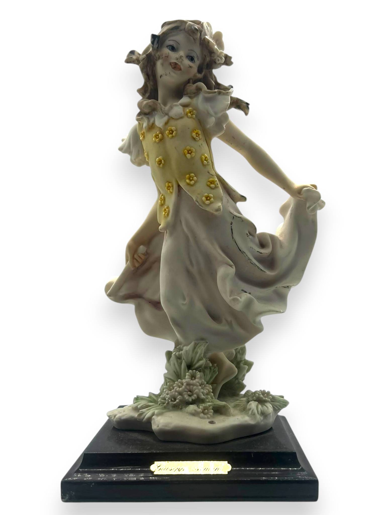 GIUSEPPE ARMANI FLORENCE PORCELAIN FIGURINE 8" (1 of 8)