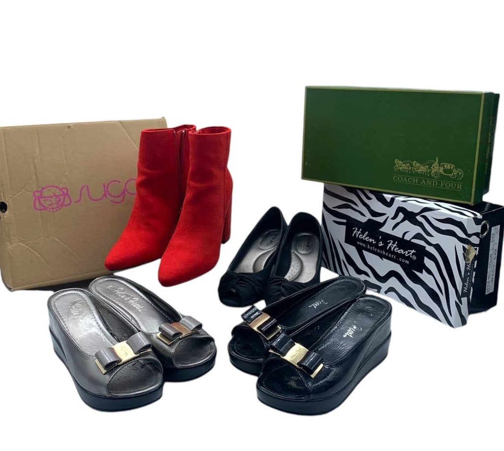 FOUR PAIRS OF WOMEN'S SHOES ASSORTED BRANDS SIZE 7 (1 of 10)