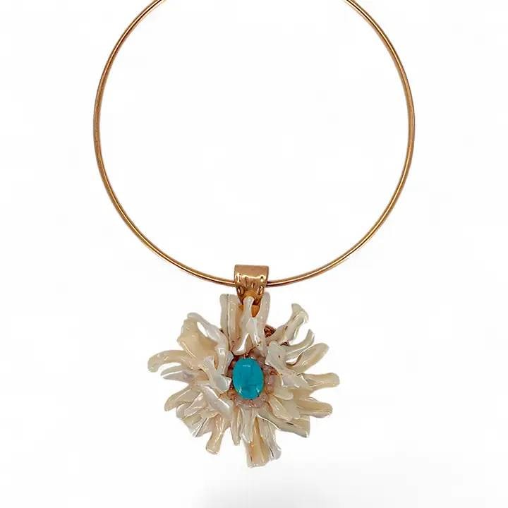 CHUNKY WHITE SHELL FLOWER NECKLACE: Chunky | Handmade | Statement Jewelry | Perfect for Mother's Day, Spring, & Summer | | ?Tiare Necklace | ?Length: 17.5" Collar + 3" Extender | ?Weight: 3.5 Ounces | ?Lightweight Spiral Seashell Beads 