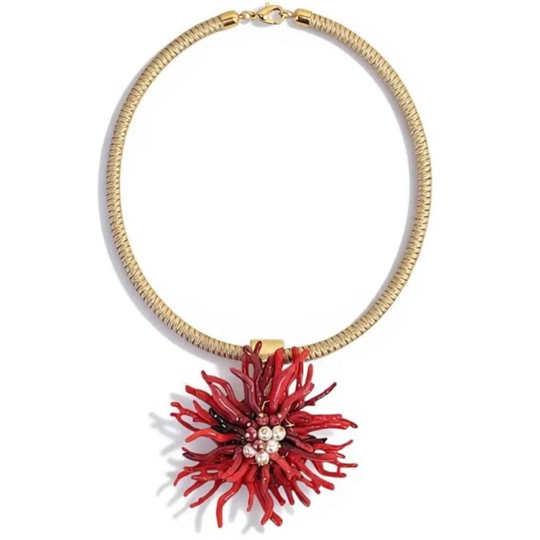 RED CORAL FLOWER NECKLACE (1 of 4)