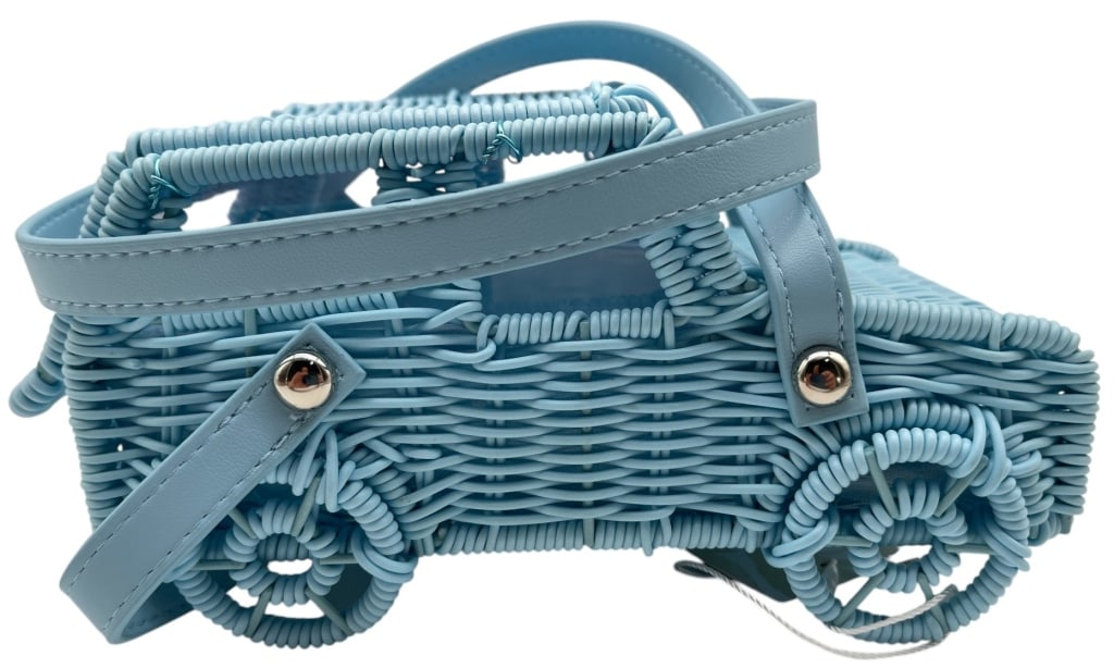 TOMMY BAHAMA BLUE WICKER CAR HANDBAG 9? (1 of 9)