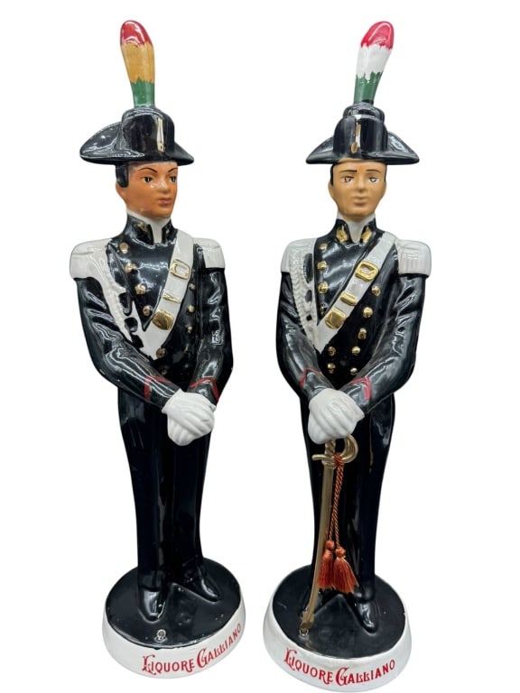 LIQUORE GALLIANO CERAMIC FIGURINES (1 of 4)