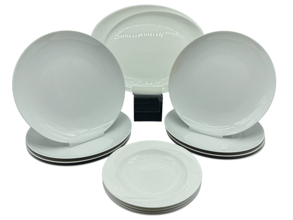 WEDGWOOD BONE CHINA DINNERWARE SET (1 of 6)