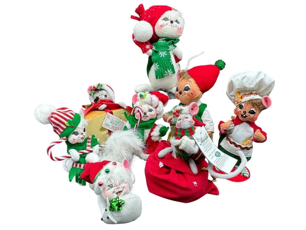 ANNALEE CHRISTMAS MICE ORNAMENT GROUP (1 of 2)