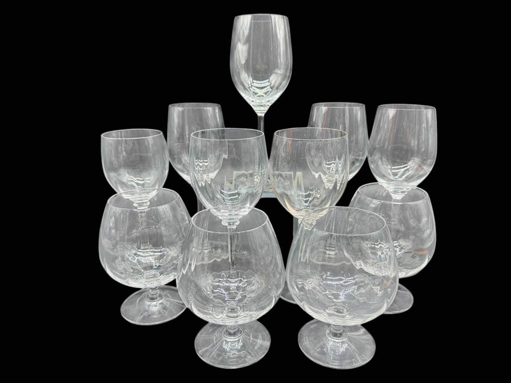 STEMWARE AND BRANDY GLASS LOT (1 of 5)