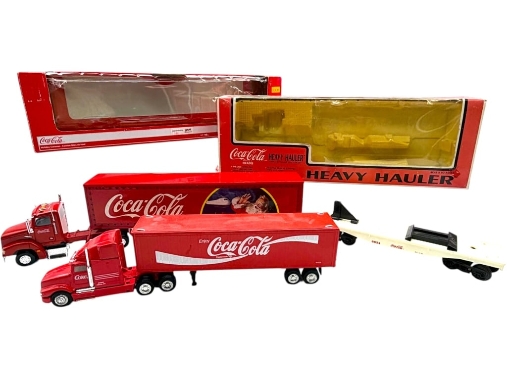 COCA-COLA DIE-CAST TRUCKS & TRAIN SET LOT 17" (1 of 9)