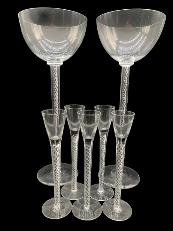 LOT OF 7 CRYSTAL SWIRL STEM WINES & CORDIALS LUXRY (1 of 2)