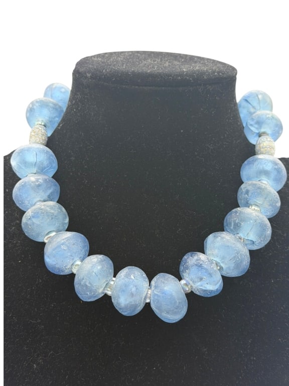 BLUE STONE BEAD NECKLACE 18" (1 of 4)