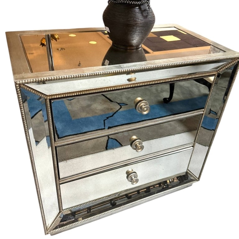 OMNI MIRRORED CHESTS PAIR 32" - 5