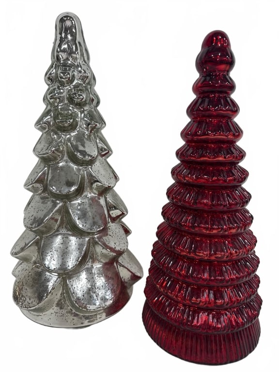 Glass Christmas Tree Figures (1 of 3)