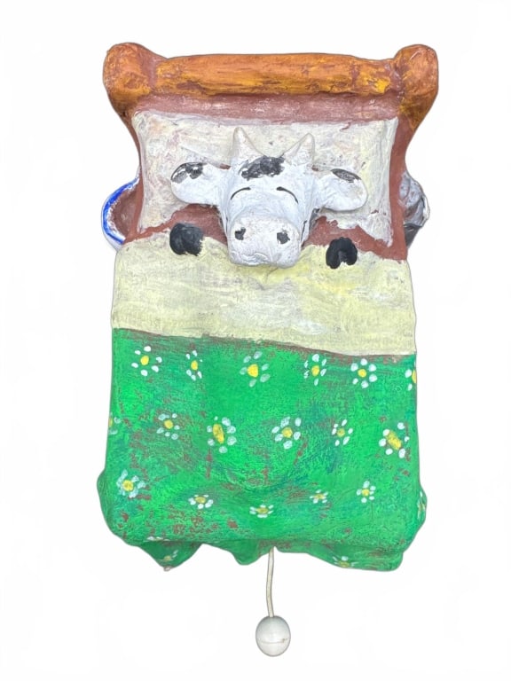 Handmade Cow-in-Bed Paper Mache MUSIC BOX (1 of 7)