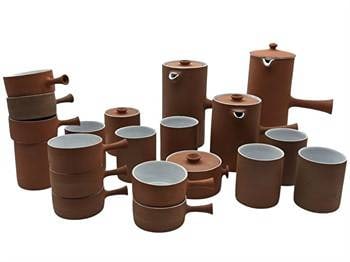 20 PIECE MID-CENTURY MODERN TERRACOTTA SERVICE SET (1 of 2)