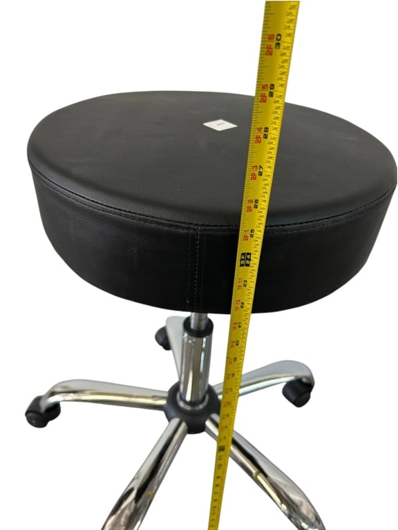 ADJUSTABLE ROLLING STOOL 25" - 6