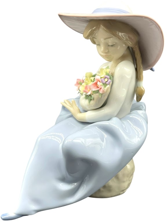 LLADRO FRAGRANT BOUQUET PORCELAIN FIGURINE 7.5": *for alternative shipping options please go to www.dejavuauctionshipping.com-LLADRO FRAGRANT BOUQUET PORCELAIN FIGURINE 7.5"-Elegant Lladr? porcelain figurine titled ?Fragrant Bouquet,? depicting a se