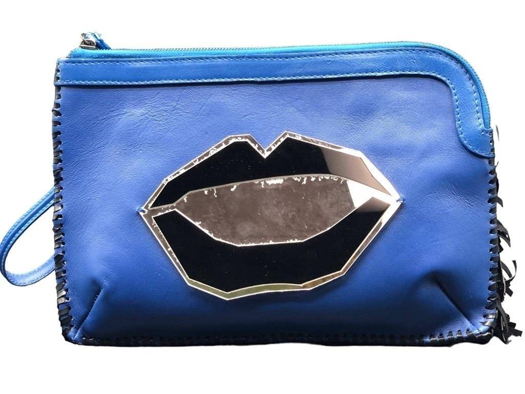 NEW BENEDETTA BRUZZICHES BLUE WRISTLET $540: - NEW BENEDETTA BRUZZICHES BLUE WRISTLET $540 | - MADE IN ITALY | - FUNCTIONAL MIRROR ON THE OUTSIDE | - COMES WITH DUST BAG | - GF 11/3/23 | | Bidders may pick up their items from the auction-house