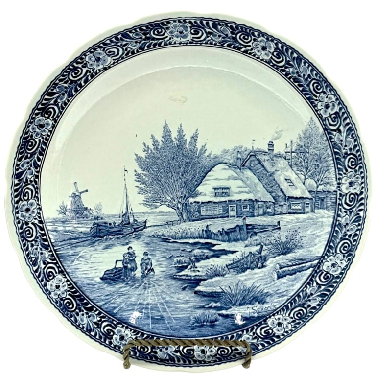 BOCH DELFT WINTER SCENE DISPLAY PLATE 15" (1 of 5)
